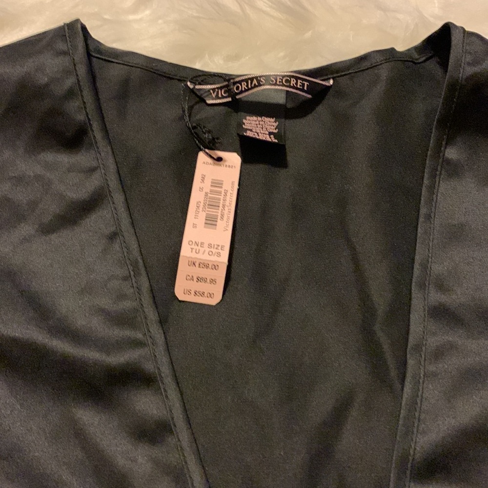 New Victoria’s Secret VS Black Sexy Satin Ruffle Kimono Robe One Size - Picture 3 of 4